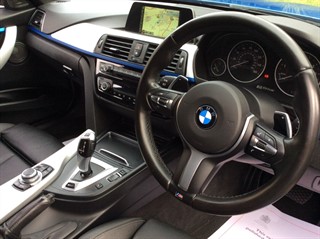 BMW 330e