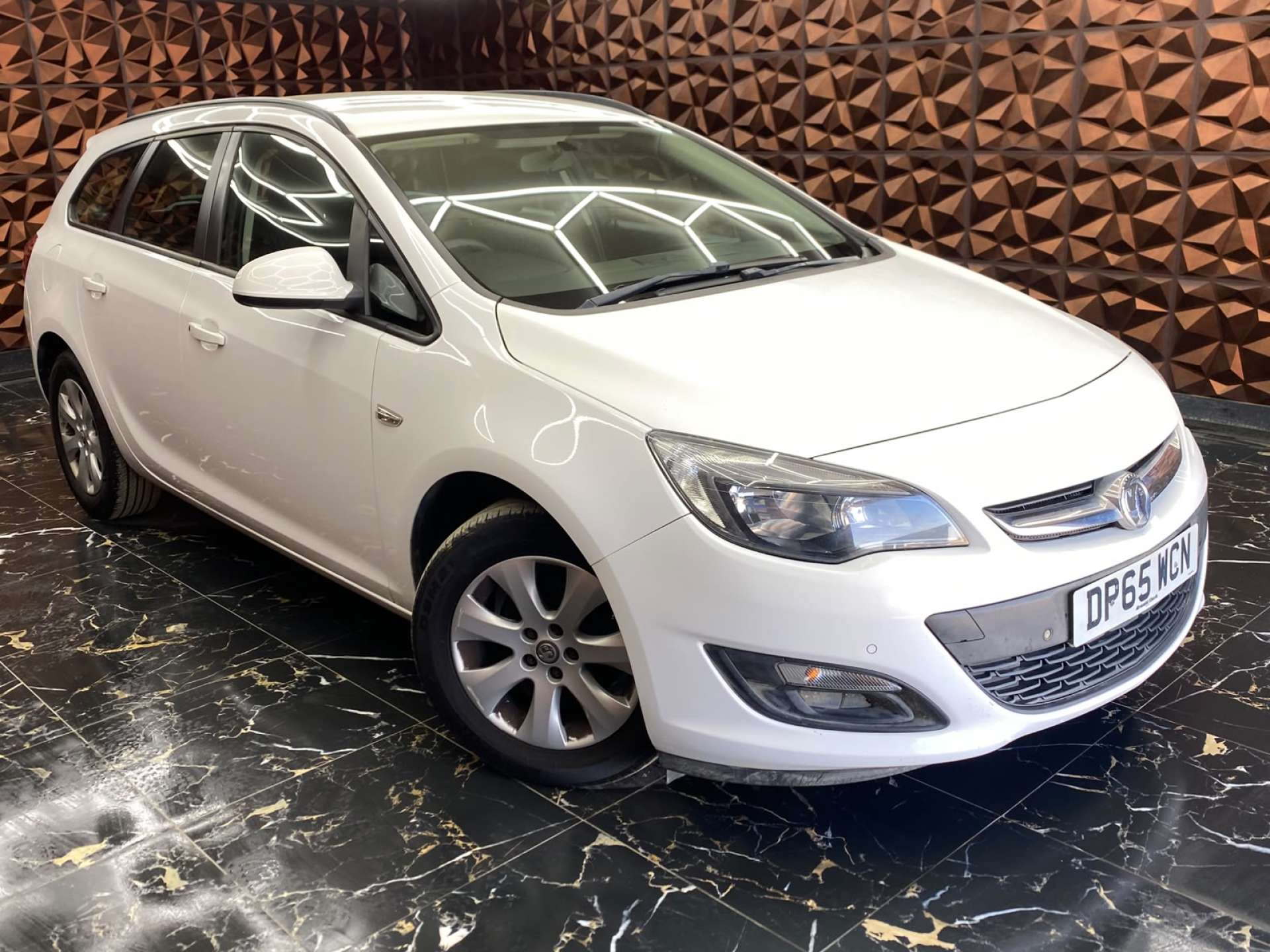 2015 Vauxhall Astra
