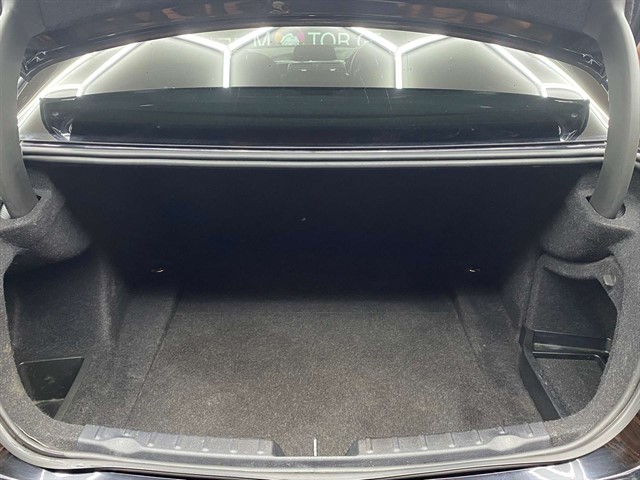 Used BMW 318i