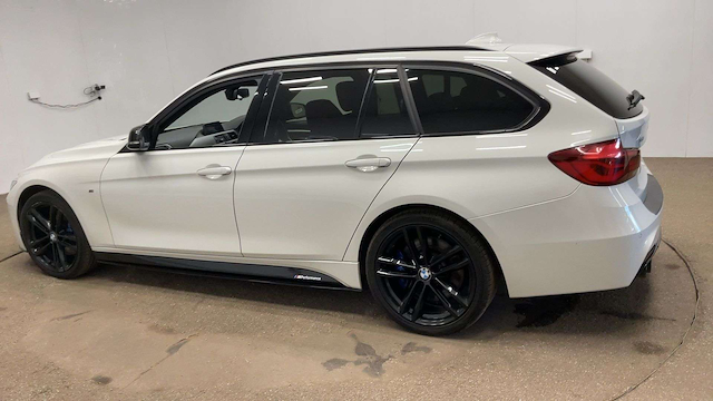 Used BMW 320i