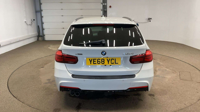 Used BMW 320i