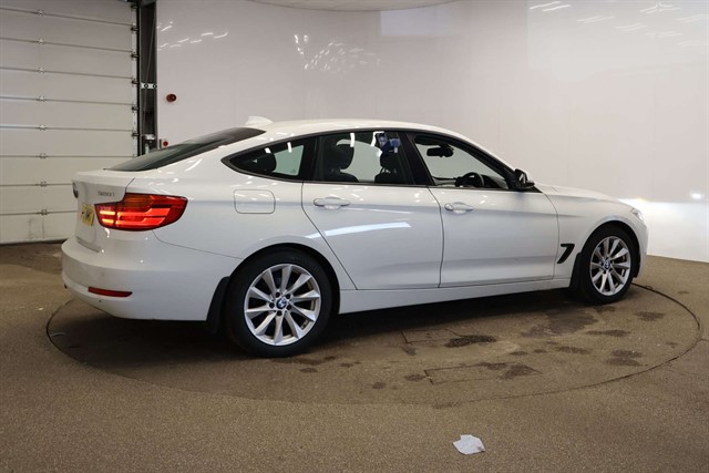Used BMW 320i