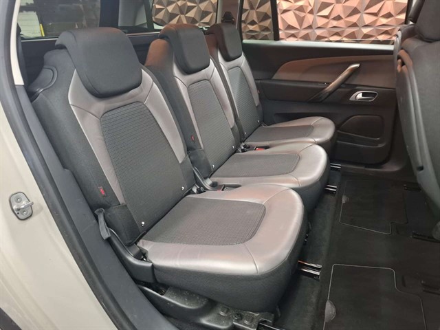 Used Citroen Spacetourer