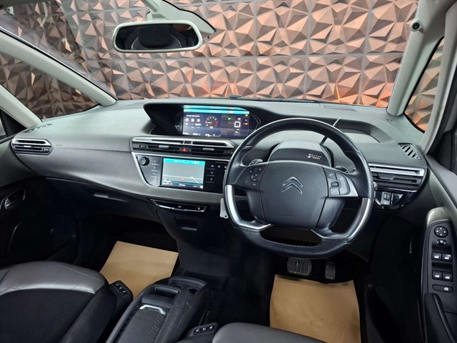 Used Citroen Spacetourer