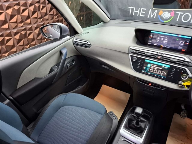 Used Citroen Spacetourer