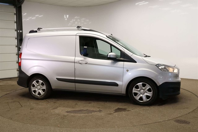 Used Ford Transit Courier in Wisbech, Ascot, Camberley in Cambridgeshire