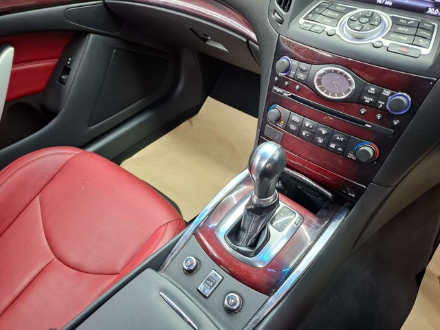 Used Infiniti G37