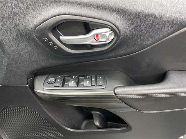 Used Jeep Cherokee