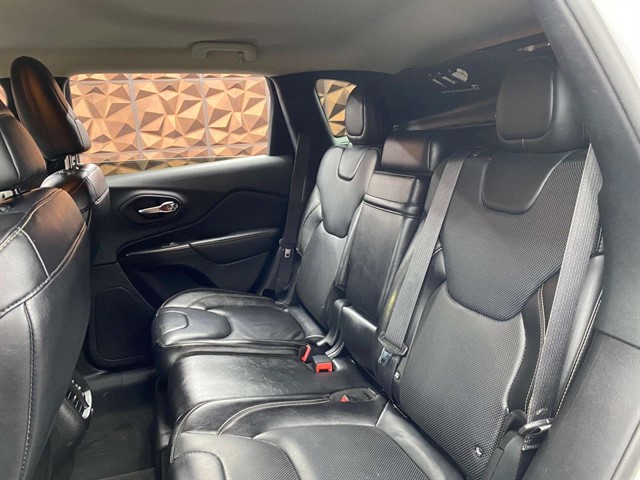 Used Jeep Cherokee