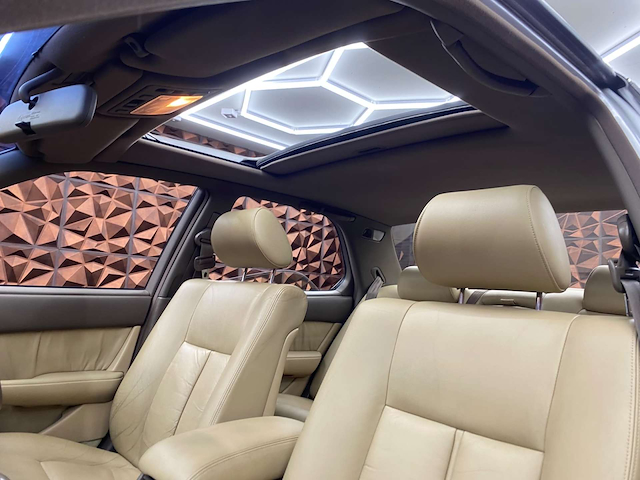 Used Lexus LS 400