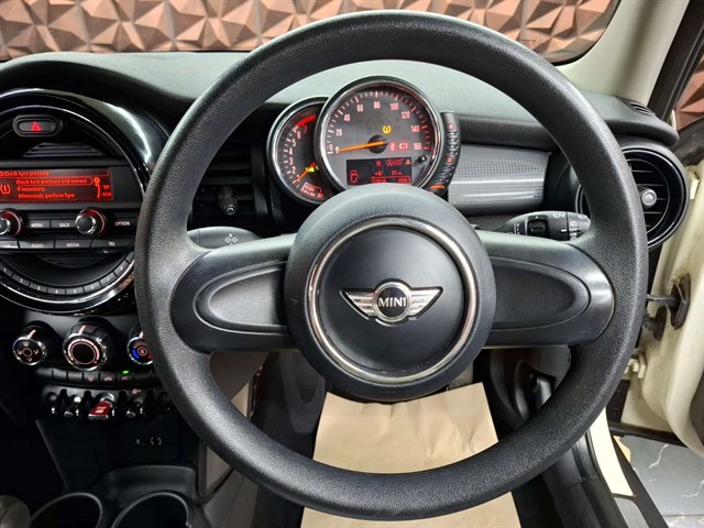Used MINI Hatch