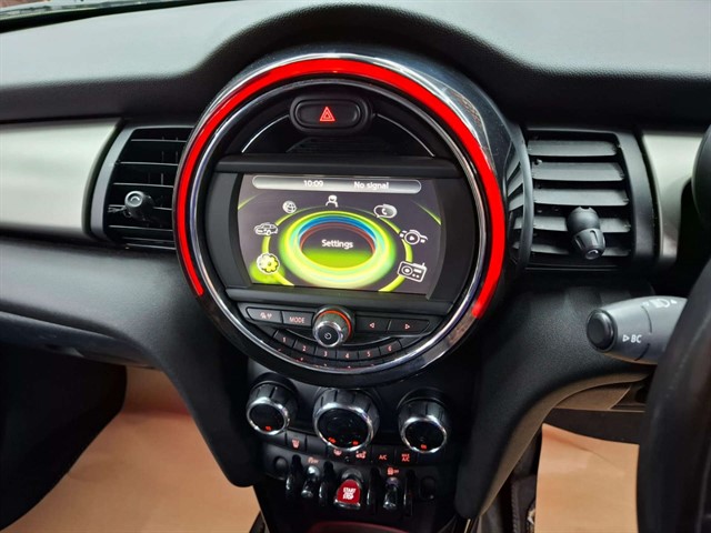 Used MINI Hatch