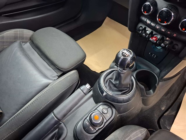 Used MINI Hatch