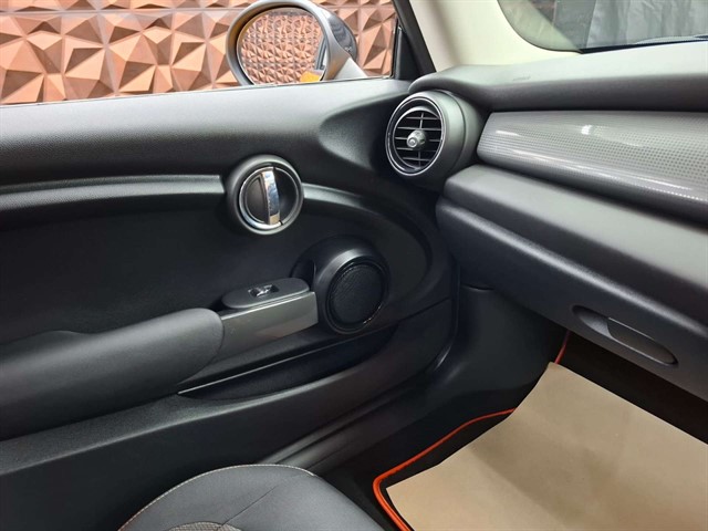 Used MINI Hatch