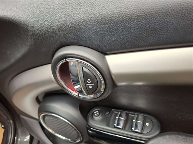 Used MINI Hatch