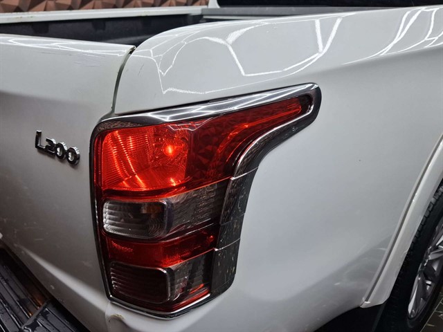 Used Mitsubishi L200