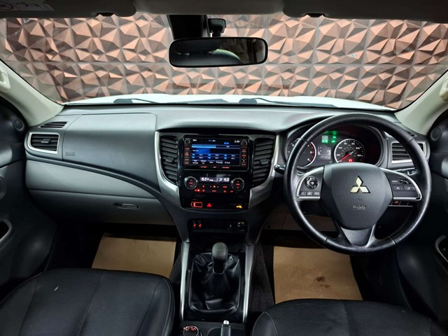 Used Mitsubishi L200