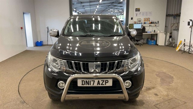 Used Mitsubishi L200
