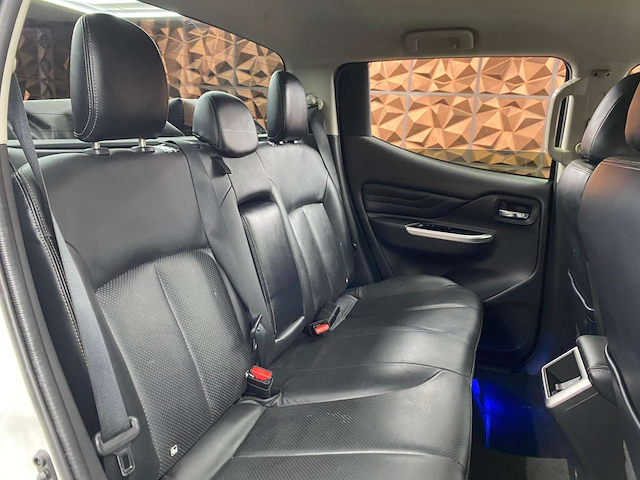 Used Mitsubishi L200