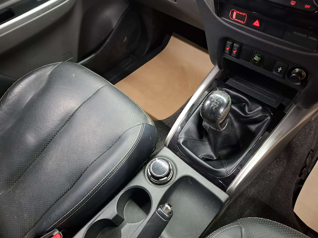 Used Mitsubishi L200