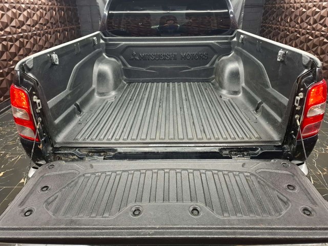 Used Mitsubishi L200