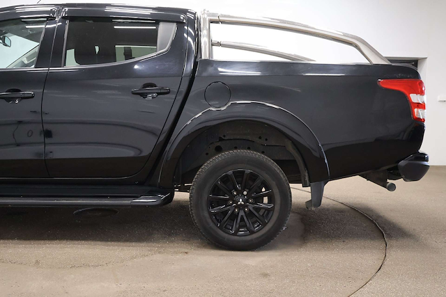 Used Mitsubishi L200