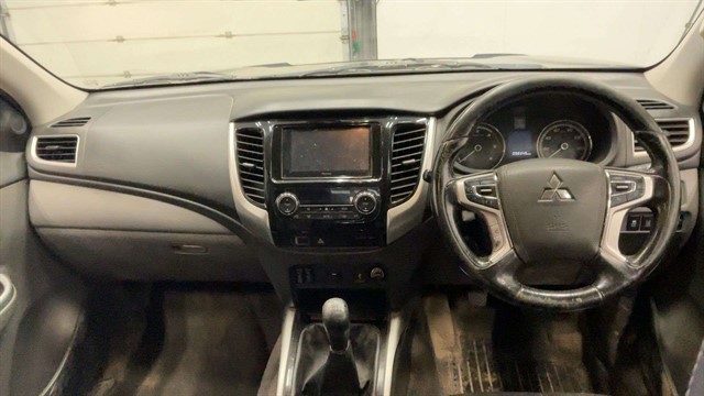 Used Mitsubishi L200
