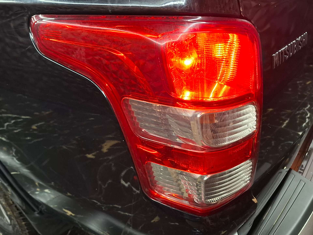 Used Mitsubishi L200