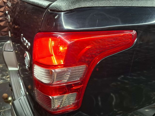 Used Mitsubishi L200