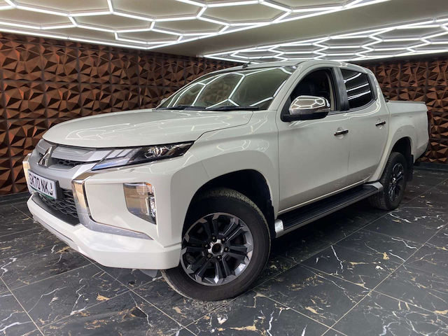 Used Mitsubishi L200