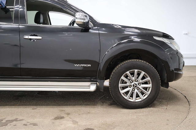 Used Mitsubishi L200