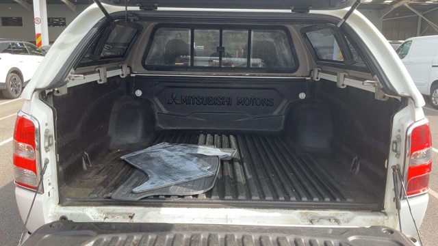 Used Mitsubishi L200
