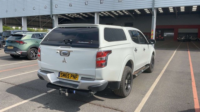 Used Mitsubishi L200