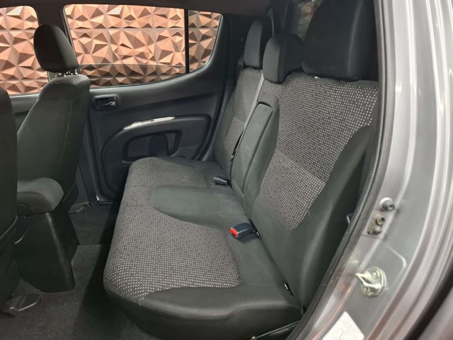 Used Mitsubishi L200