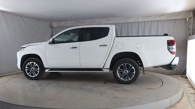 Used Mitsubishi L200