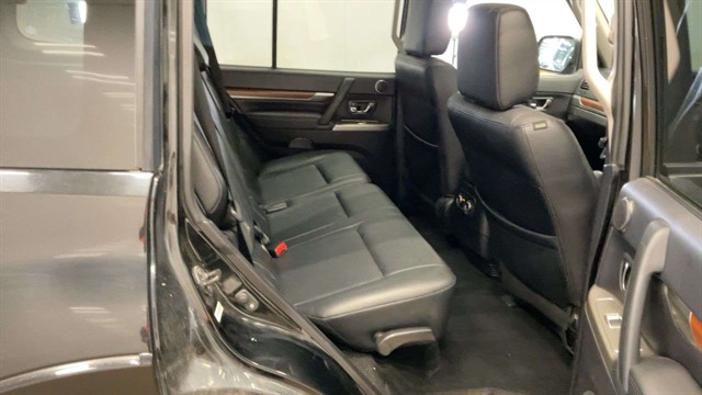 Used Mitsubishi Shogun