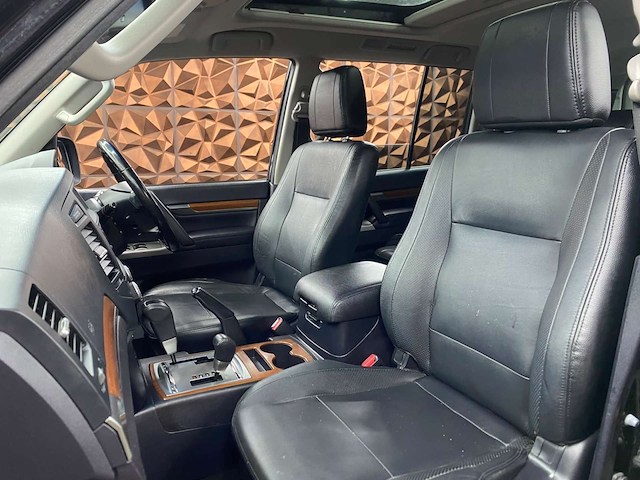 Used Mitsubishi Shogun