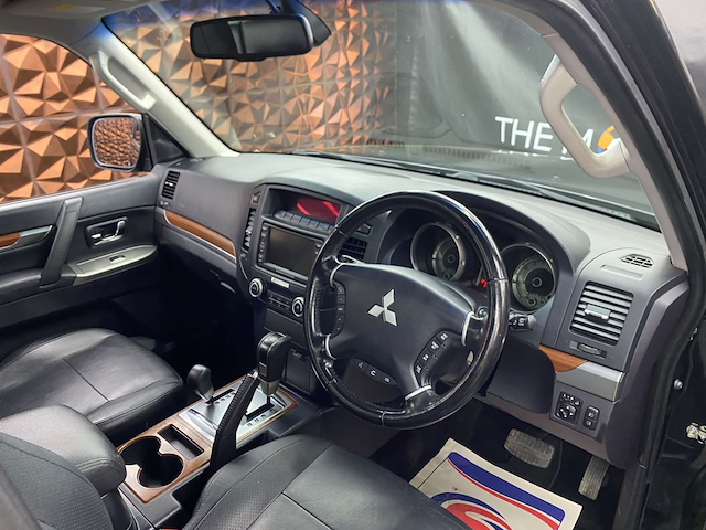 Used Mitsubishi Shogun