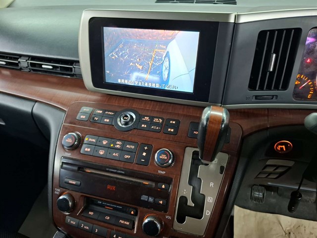 Used Nissan Elgrand