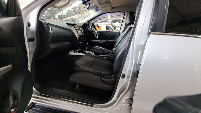 Used Nissan Navara