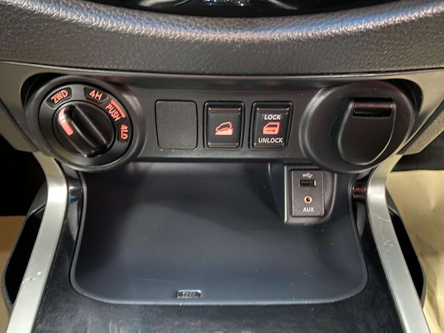 Used Nissan Navara