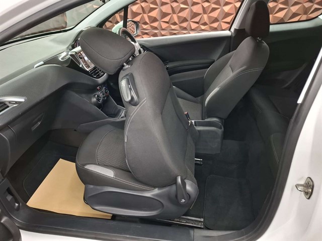 Used Peugeot 208