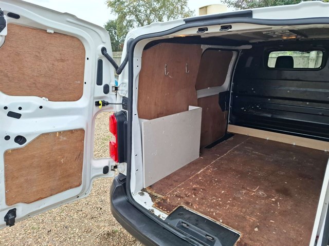 Used Peugeot Expert