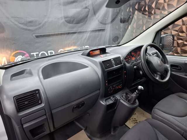 Used Peugeot Expert