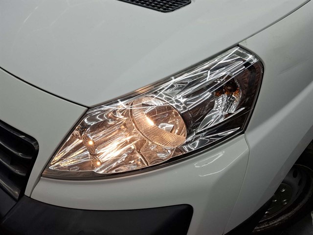 Used Peugeot Expert