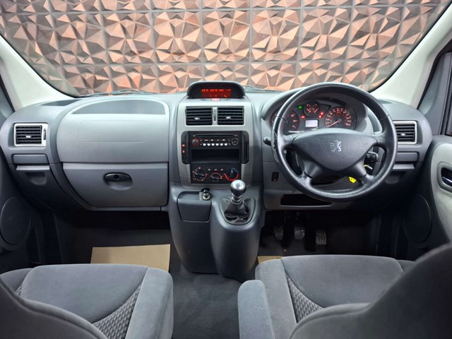 Used Peugeot Expert Tepee