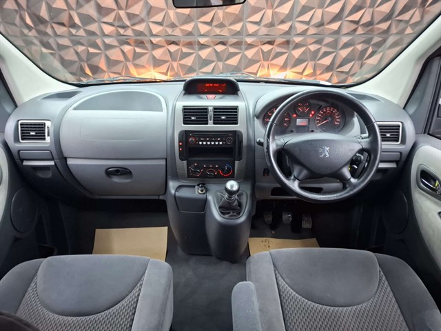 Used Peugeot Expert Tepee