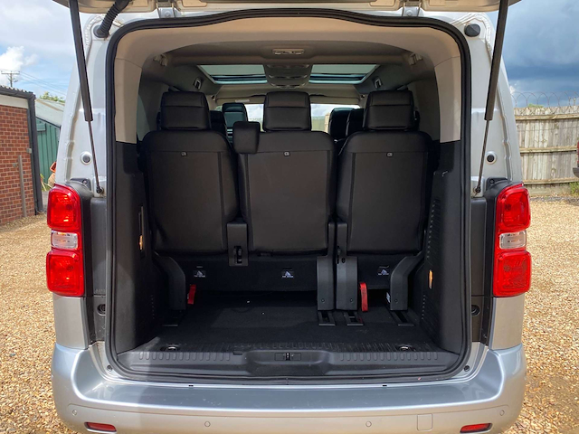 Used Peugeot Traveller