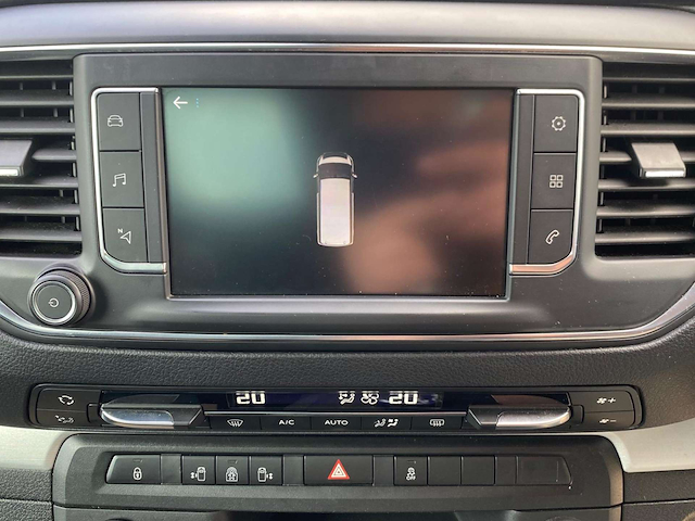 Used Peugeot Traveller