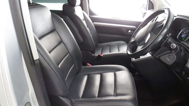 Used Peugeot Traveller